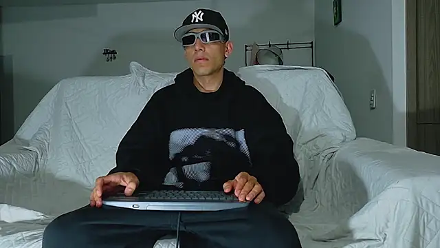 Živý XXX chat Party_Straight