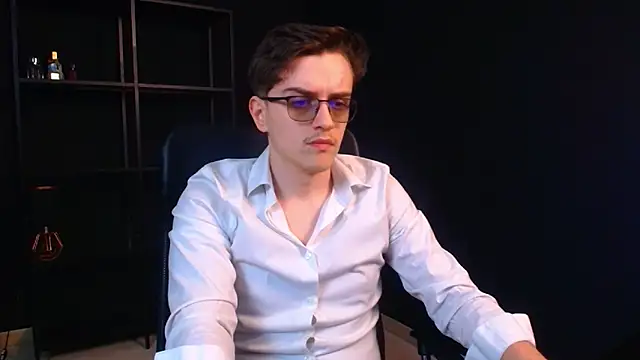 FelixStarkk Chat XXX in diretta