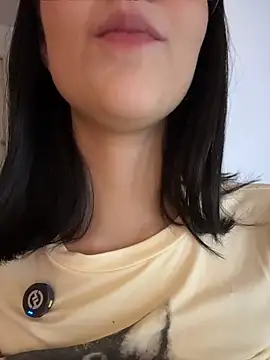 HinaSweet live XXX chat