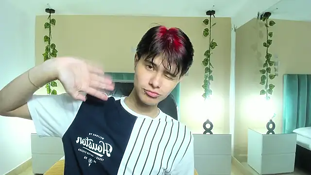 Derek_SinnのライブXXXチャット