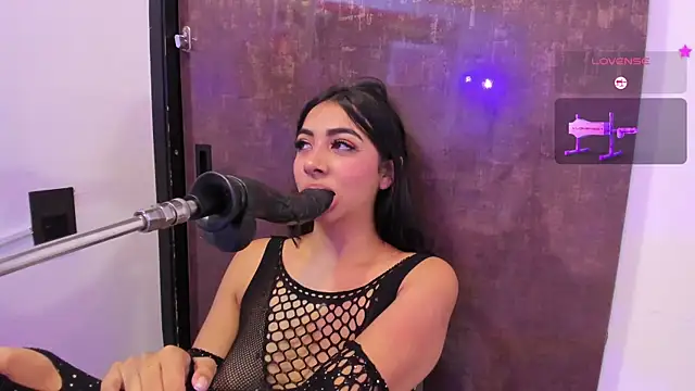 Chat XXX ao vivo de cherry_skinny_