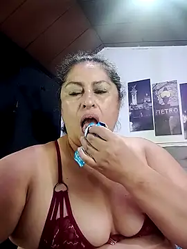 Keyla01_ Adlı Modelin Canlı XXX Sohbeti