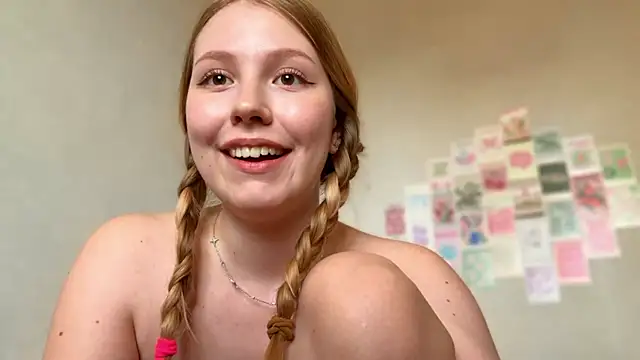 HoneyAudrey Live XXX-Chat