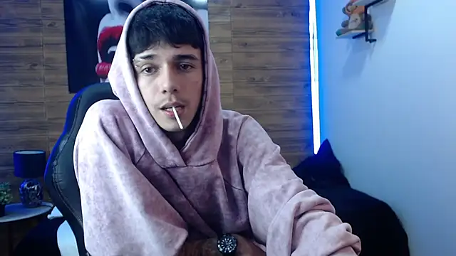 AmethystShadow17 webcam show