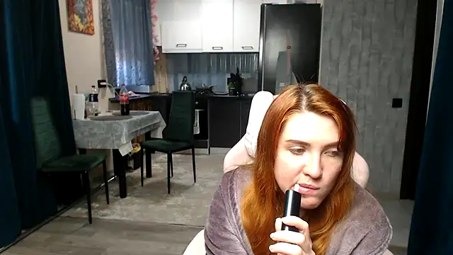 Reginasmilee Adlı Modelin Canlı XXX Sohbeti