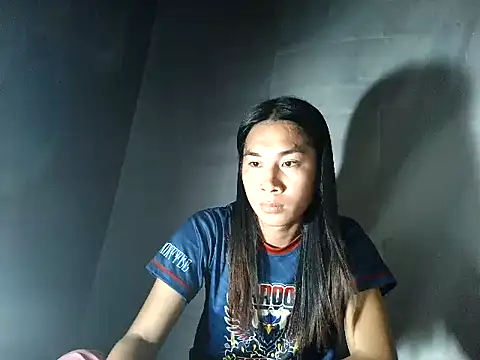 Asian_PrettyAle Webcam Show