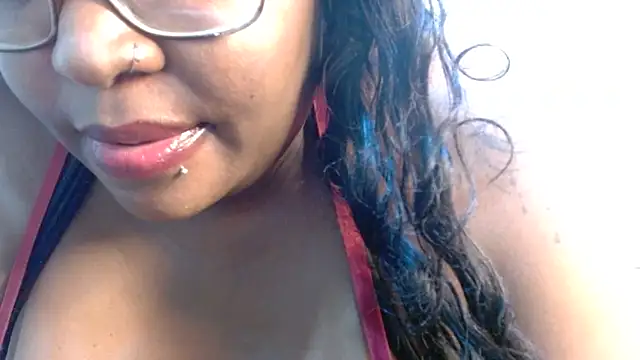 Chatroom XXX en direct de Boobgoddess