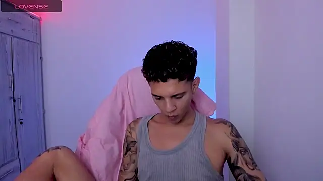 XXX chat uživo modela tylernova