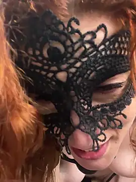 Miacarry: онлайн-секс-чат