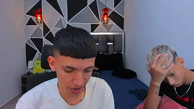 Juan_Nd_Steven: απευθείας συνομιλία ΧΧΧ