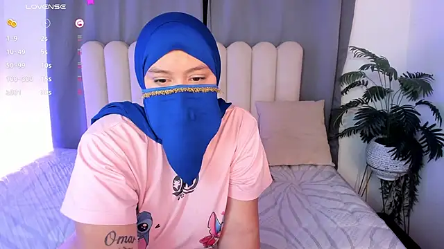 aziza_dalila02's Webcam Show