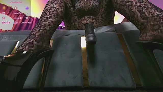 EmpressDesires Adlı Modelin Web Kamerası Şovu