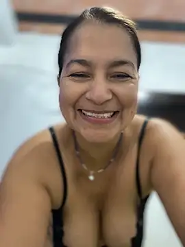 Jlo_69 Adlı Modelin Canlı XXX Sohbeti