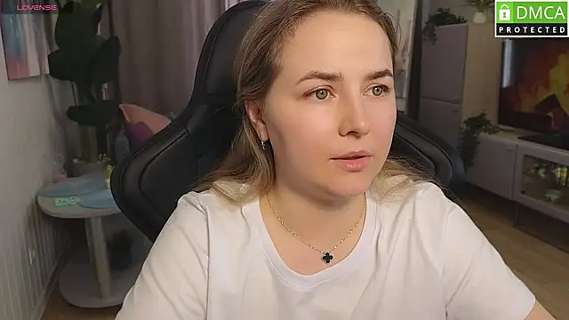 Mira_Mermayd Chat XXX in diretta