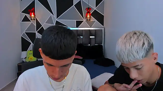 Chat XXX en directo de Juan_Nd_Steven