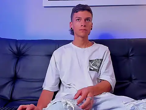 Noahh_Saky Webcamshow