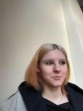 NinaParriのライブXXXチャット