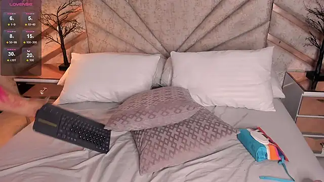 EmeelyMuller 现场XXX聊天