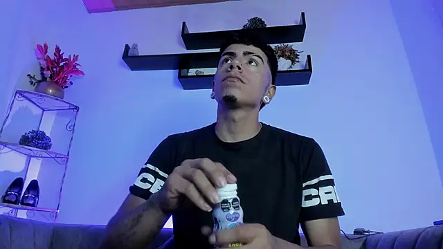 Thiago_teenboy66 Webcamshow