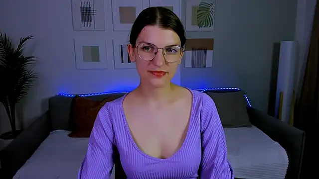 AnnaThorne live XXX chat