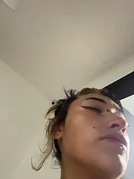 baby_akuma's Live XXX Chat