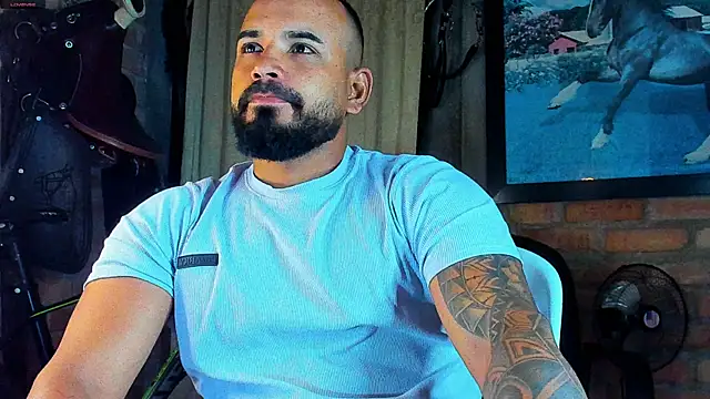 dominic_jonson Pertunjukan Webcam