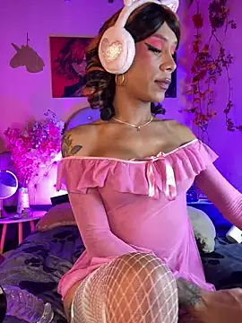 Naugth_channel_ts' Live XXX Chat