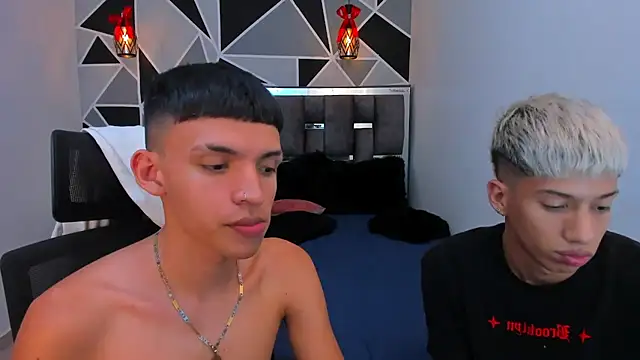 Juan_Nd_Steven 라이브 XXX 채팅