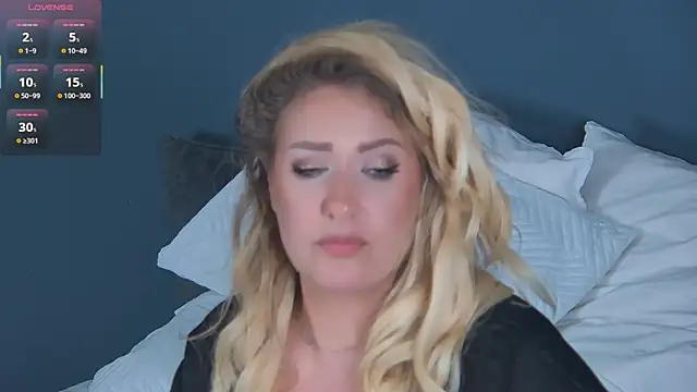 OndinaNoire Adlı Modelin Web Kamerası Şovu