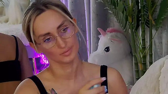 IsabelleEthan 라이브 XXX 채팅