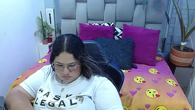 evelin_zaens: онлайн-секс-чат