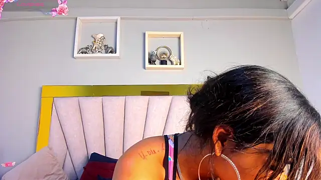 vahiolet_fuentes – Naživo XXX chat