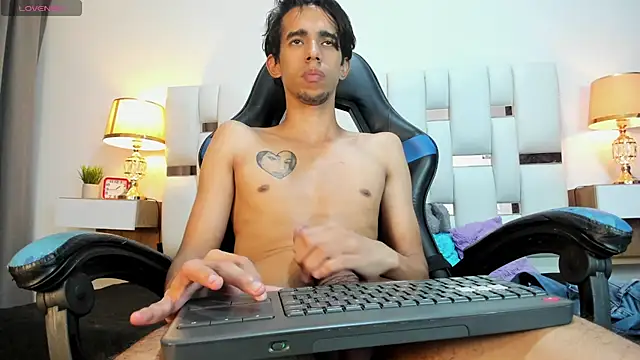 Alessandro_Abruzzo's Live XXX Chat