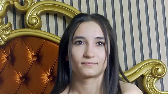 CarolinaBlair Chat XXX in diretta