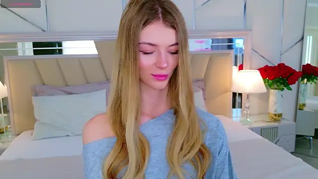 MeganMourのライブXXXチャット