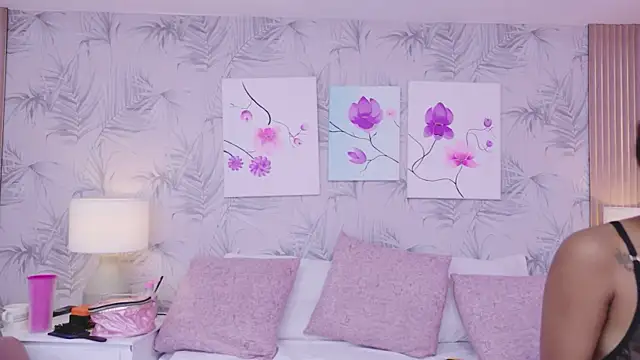 ChloeAndJeanPauln Webbikameraesitys