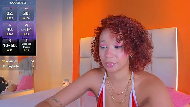 EmmaLawrence_ 现场XXX聊天