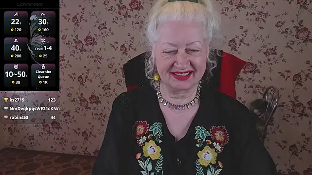 Maya_Mayflower Show in webcam