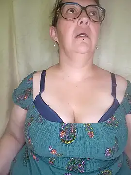 _Saraqueen 现场XXX聊天