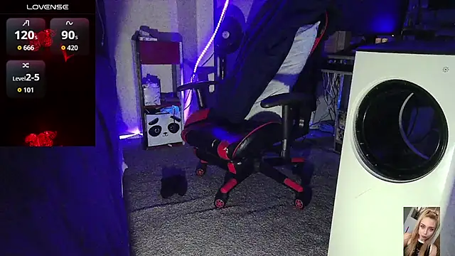 Blondiewithanass: απευθείας συνομιλία ΧΧΧ