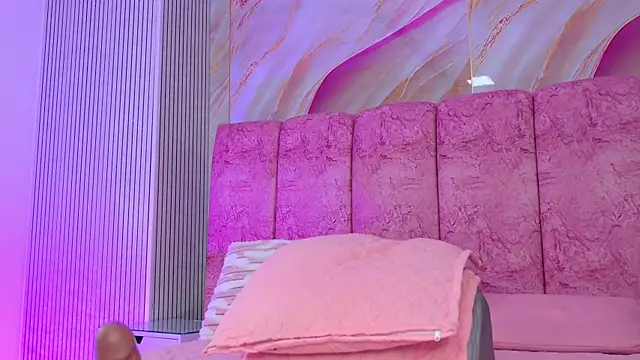 Chat XXX ao vivo de emmacurvy