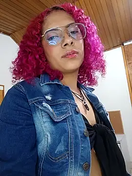 LITTLEJULES Chat XXX live