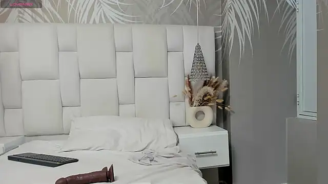 your_sissytrans Webcam Show