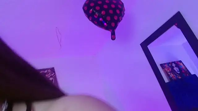 แชท XXX สดของ Annie_switt