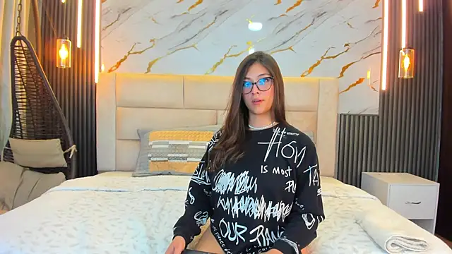 ChloeandAdamのライブXXXチャット