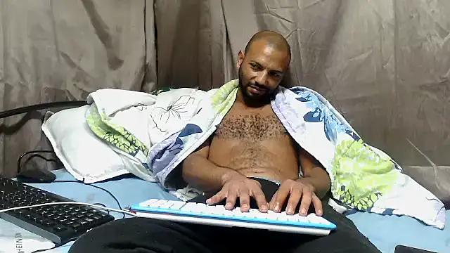 Chat +18 de Camodick ao vivo