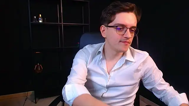 دردشة FelixStarkk الجنسية المباشرة