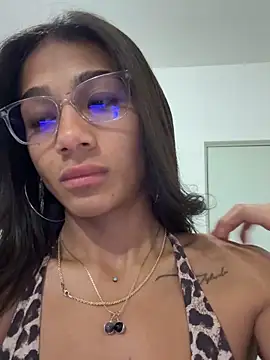 cata_777 Chat XXX live