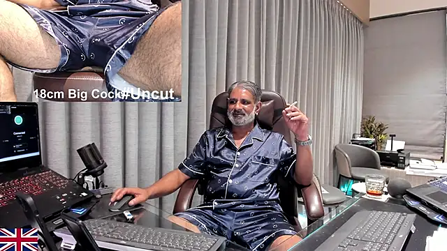 OnlineBossUK 现场XXX聊天