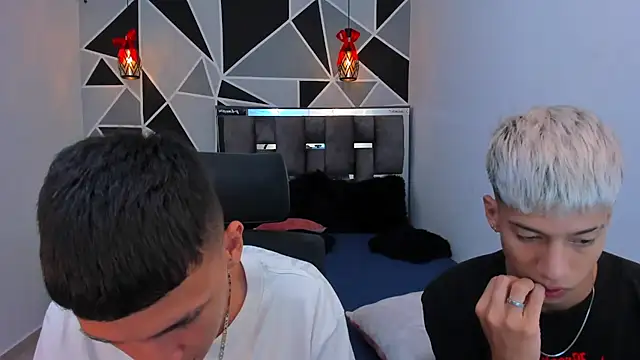 Juan_Nd_Steven's Webcam Show